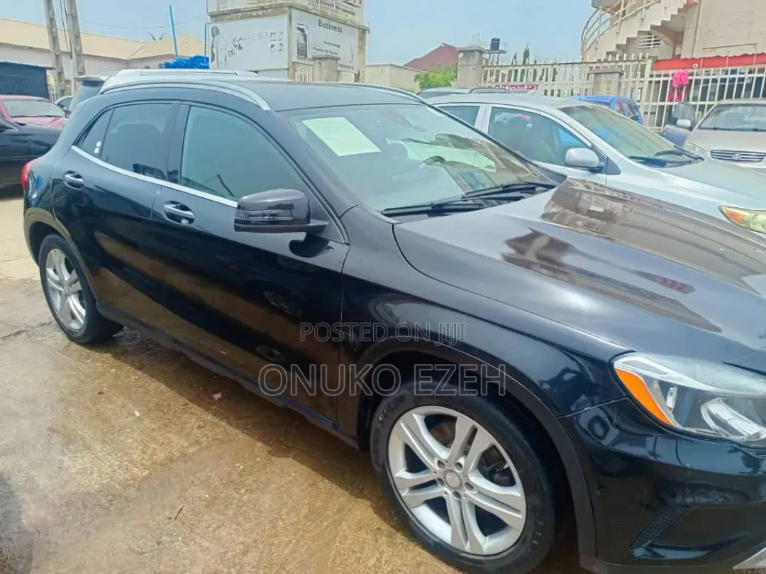 Mercedes-Benz GLA 250 2015 Black