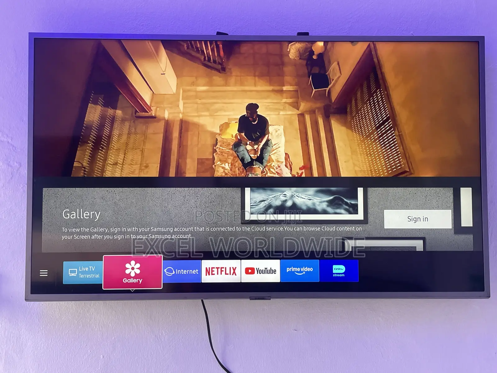 Ultra Slim 43 “ Samsung Uhd TV 43inchs