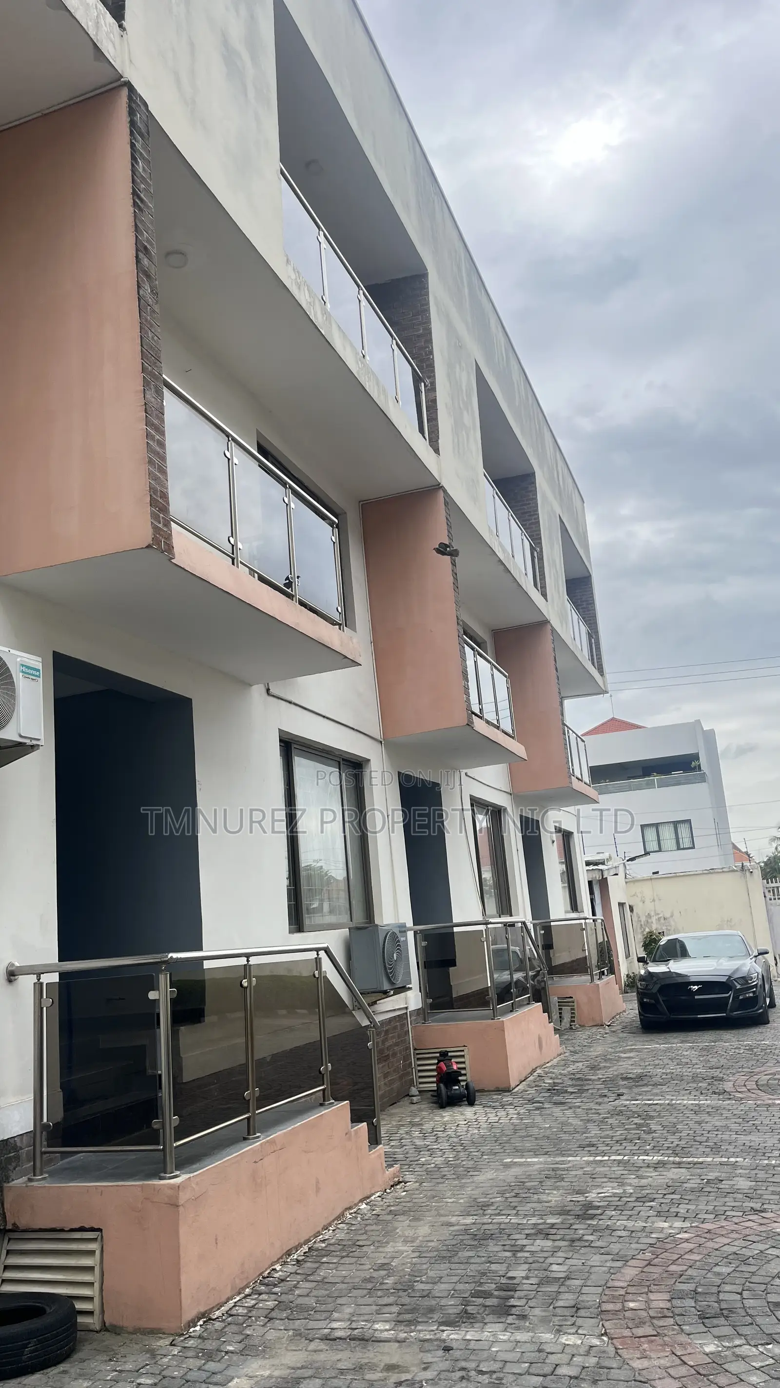1bdrm Apartment in Ikate Inside A Mini for rent