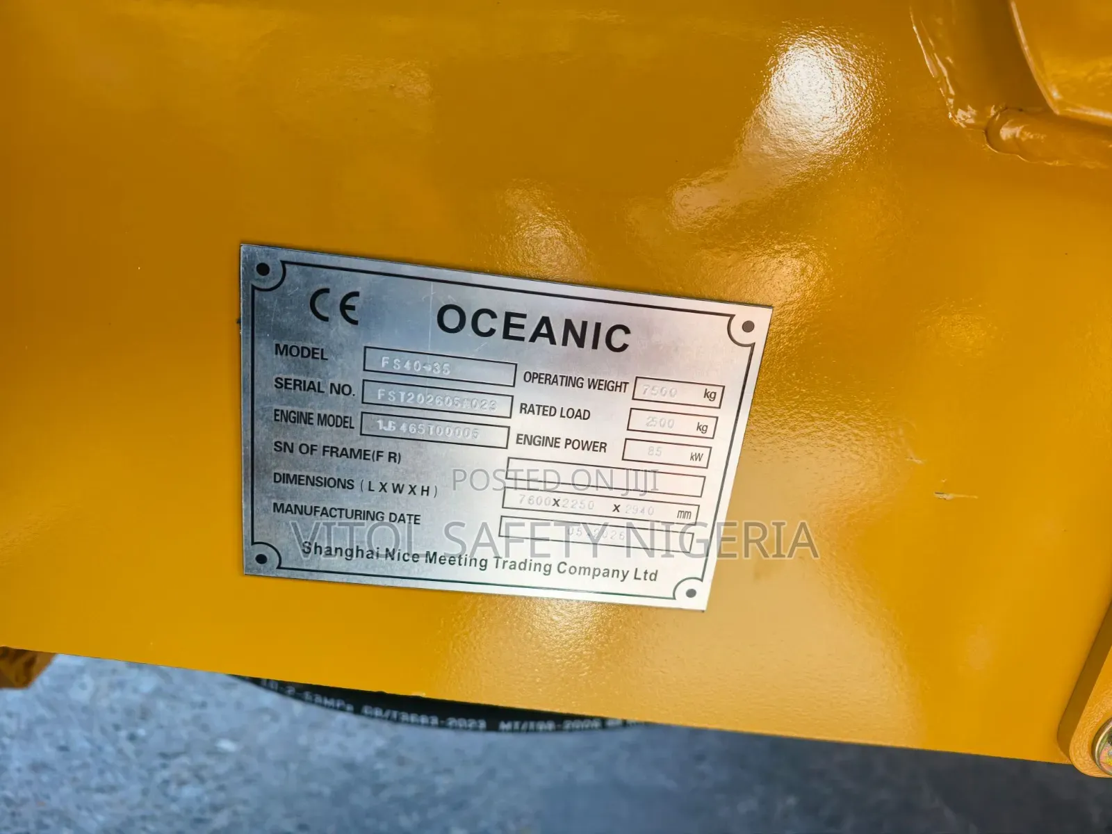 Backhoe Loader Machine (Oceanic)