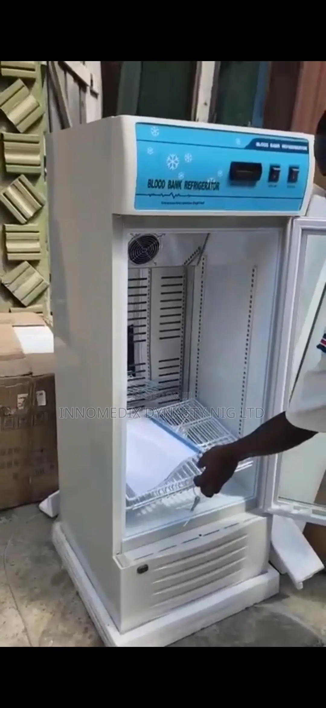 Blood Bank Refrigezitor