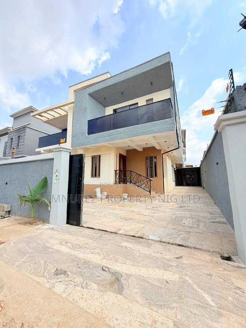 4bdrm Duplex in Off Ikeja for sale