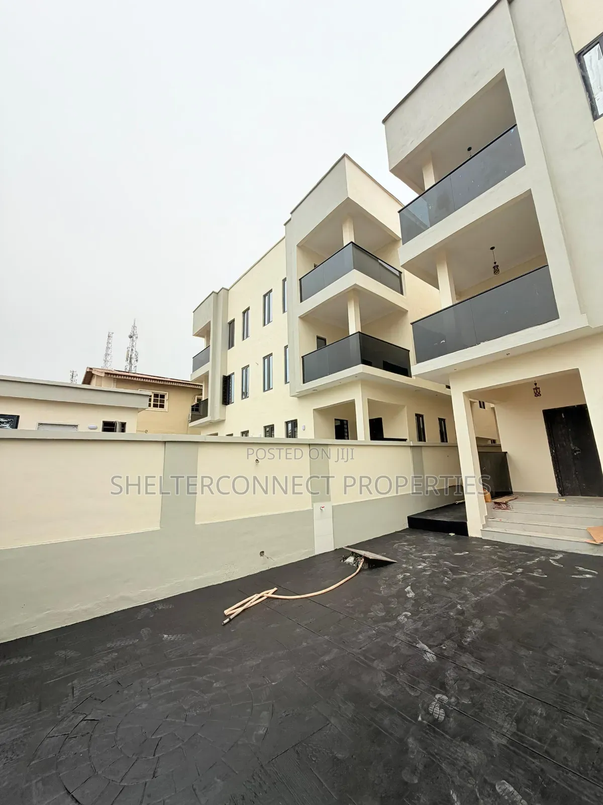4bdrm Duplex in GRA Phase 1 for sale