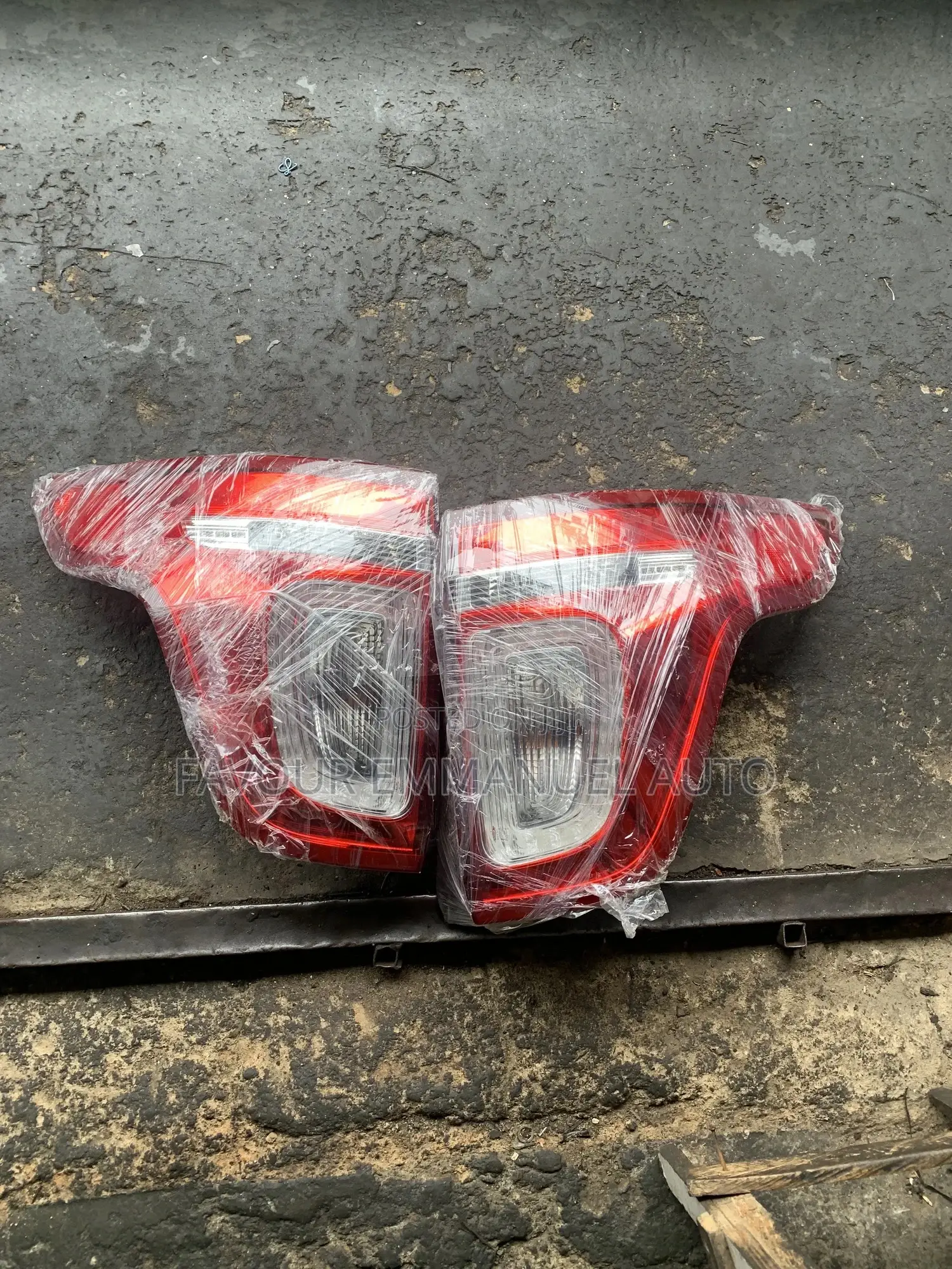 Rear Light Ford Explorer 2013