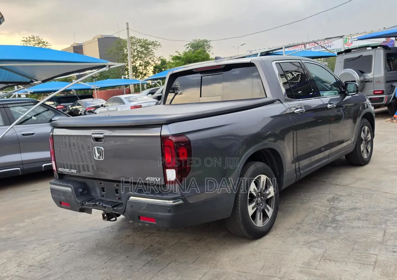 Honda Ridgeline 2018 Gray