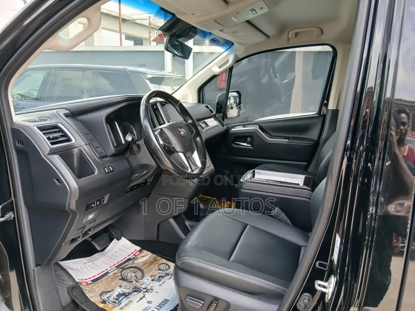 Toyota Granvia 2023 Black
