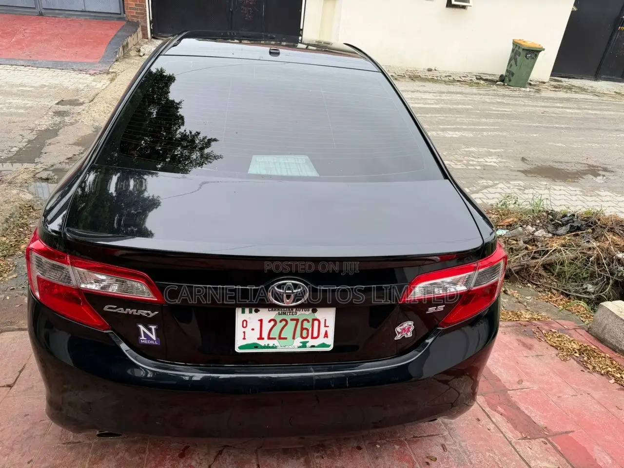 Toyota Camry SE V6 4dr Sedan (3.5L 6cyl 6A) 2012 Black