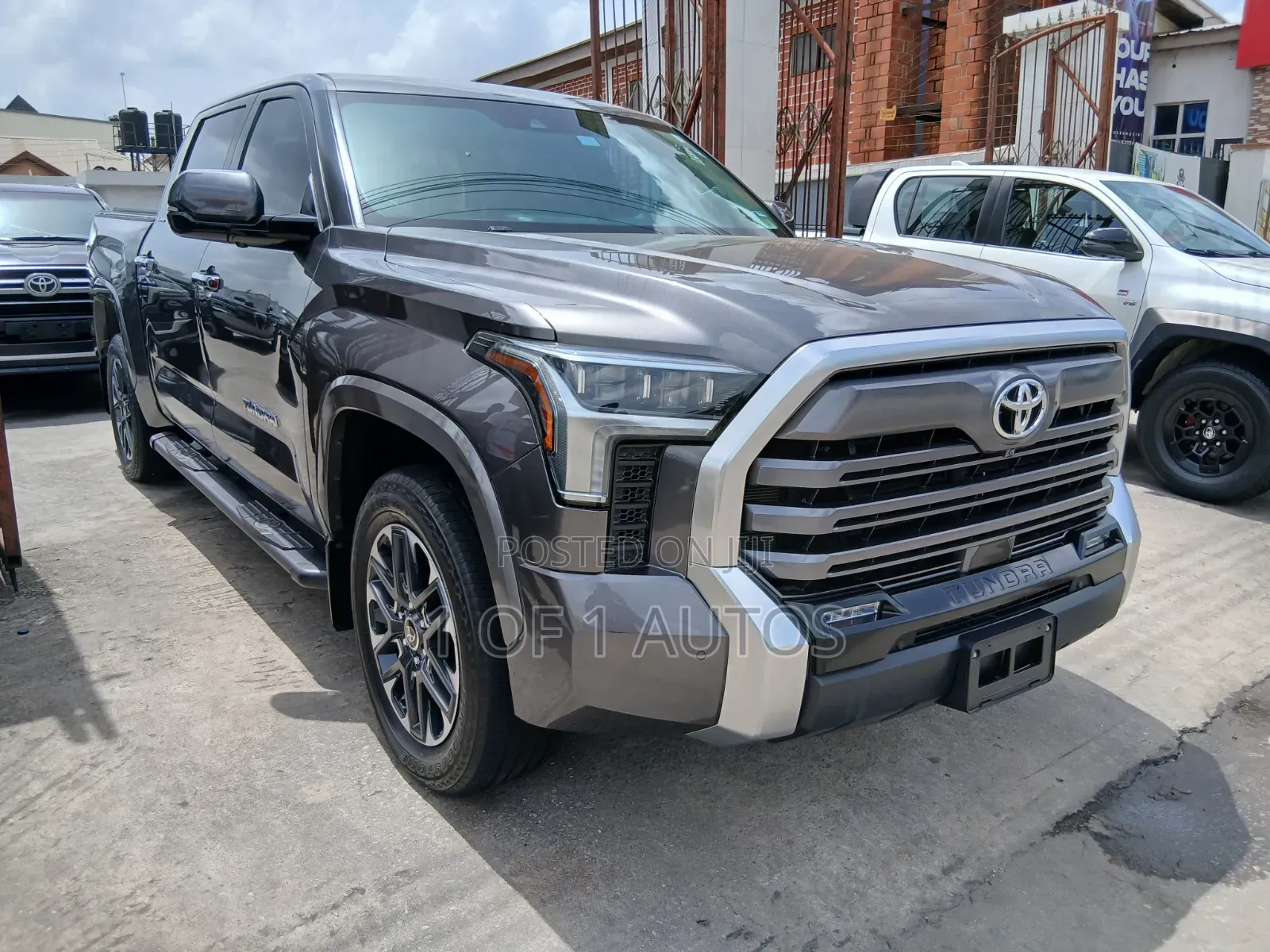 Toyota Tundra Limited Double Cab 6.5' Bed 2024 Gray