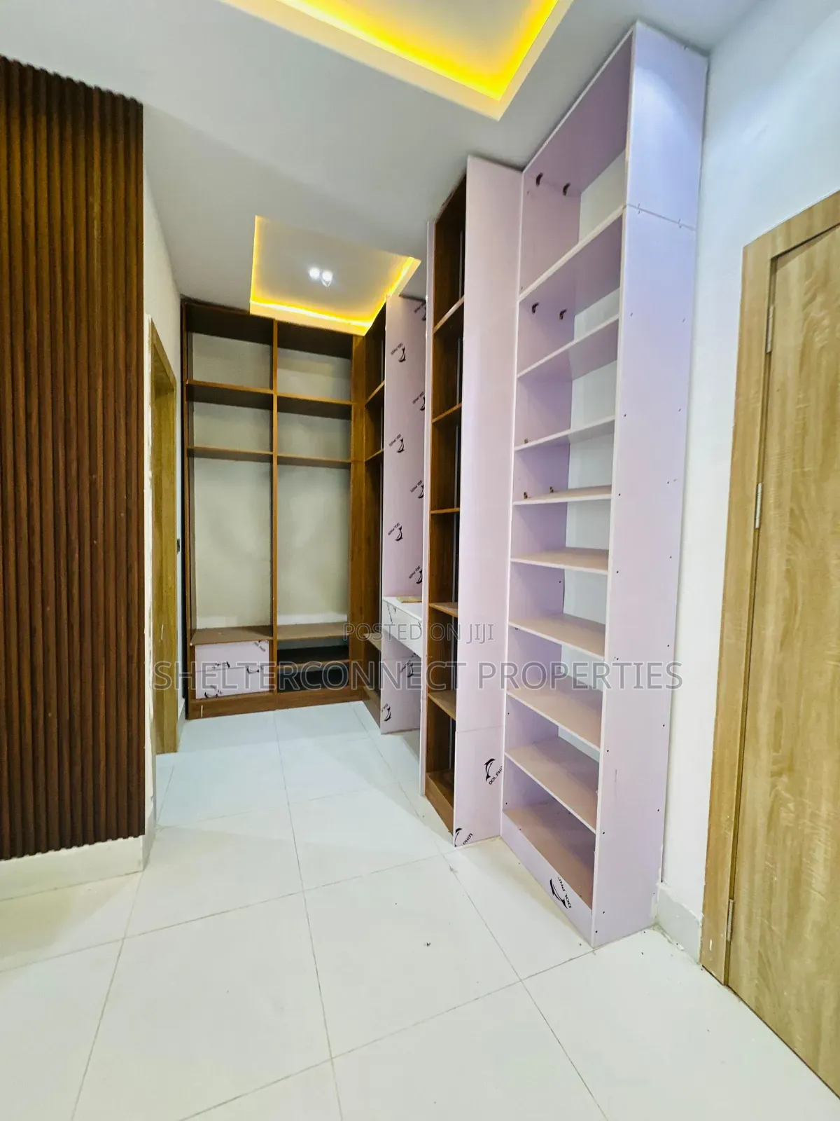 3bdrm Duplex in Thomas Estate for sale