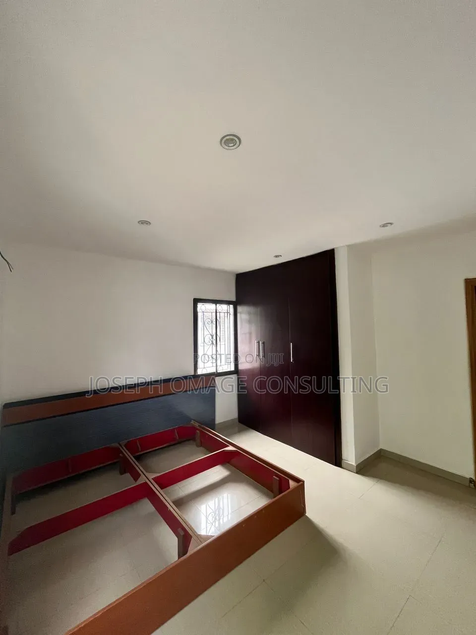 4bdrm Duplex in Vgc for sale