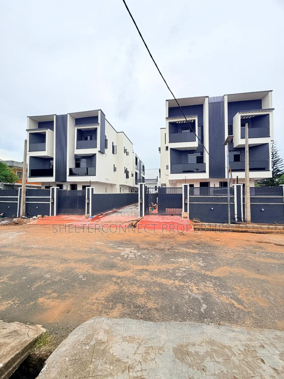 4bdrm Duplex in Adeniyi Jones for sale