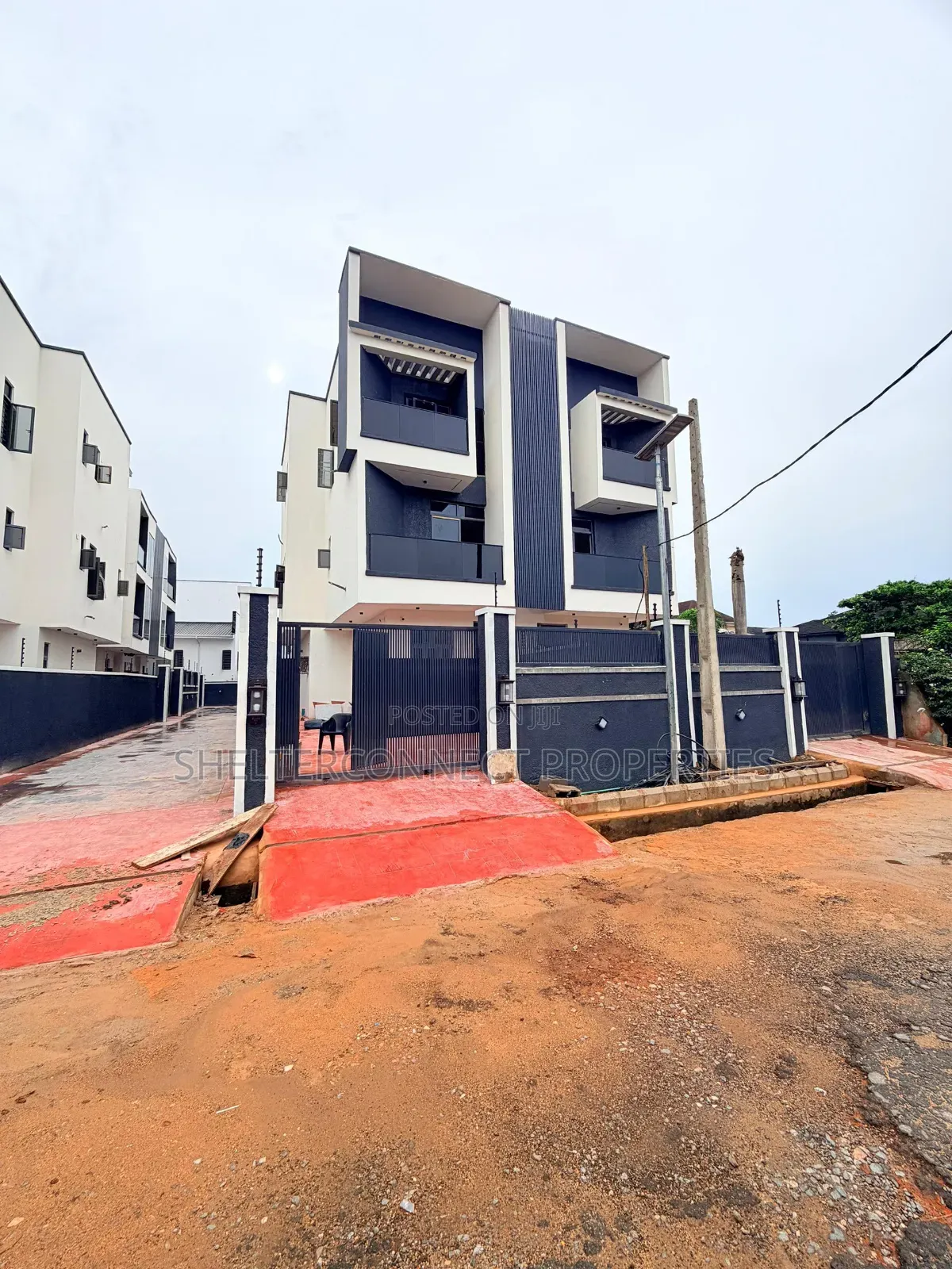 4bdrm Duplex in Adeniyi Jones for sale