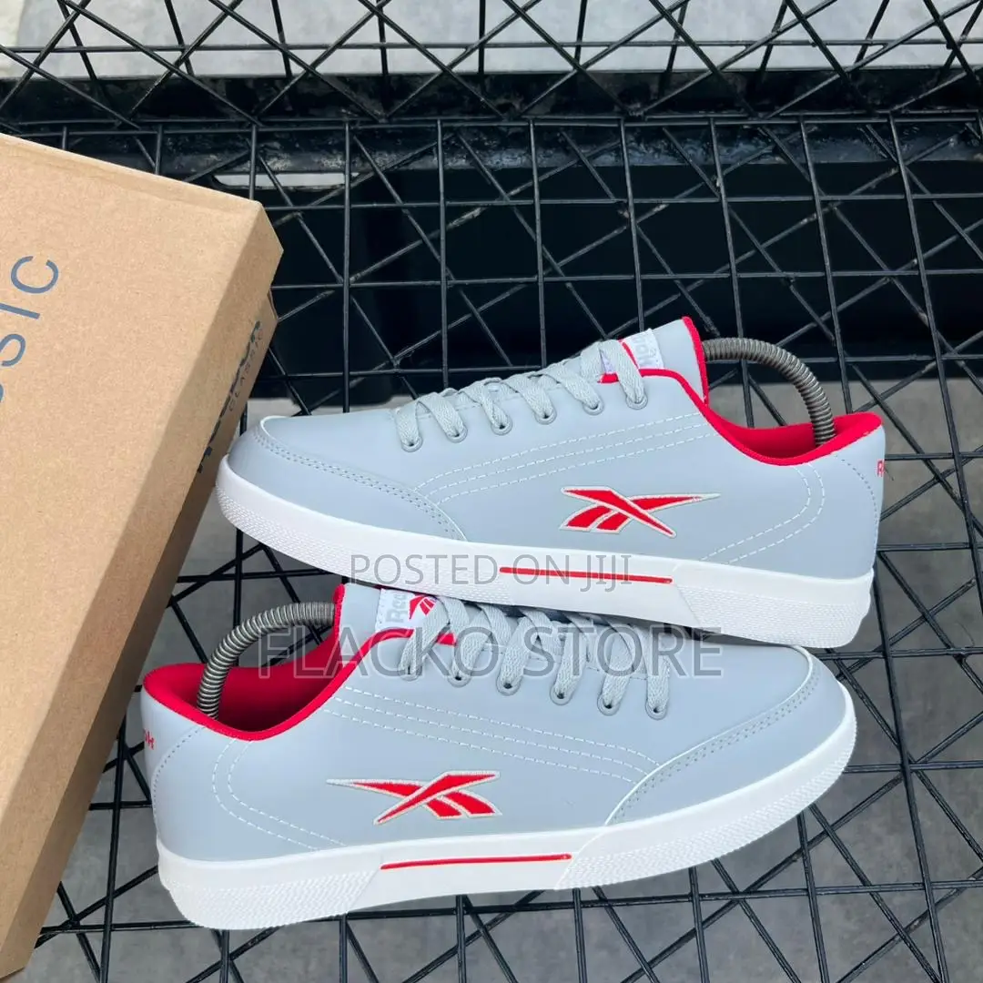 Original Reebok CVC Classic Sneakers