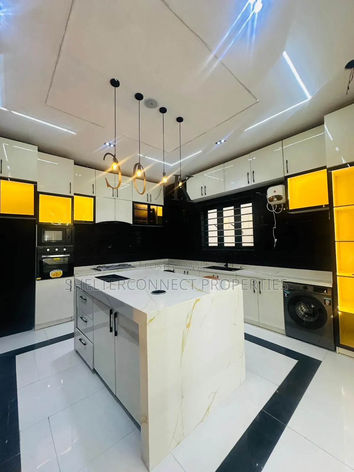 5bdrm Duplex in Ado / Ajah for sale
