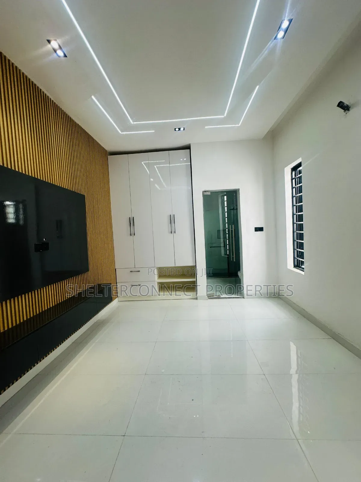5bdrm Duplex in Ado / Ajah for sale