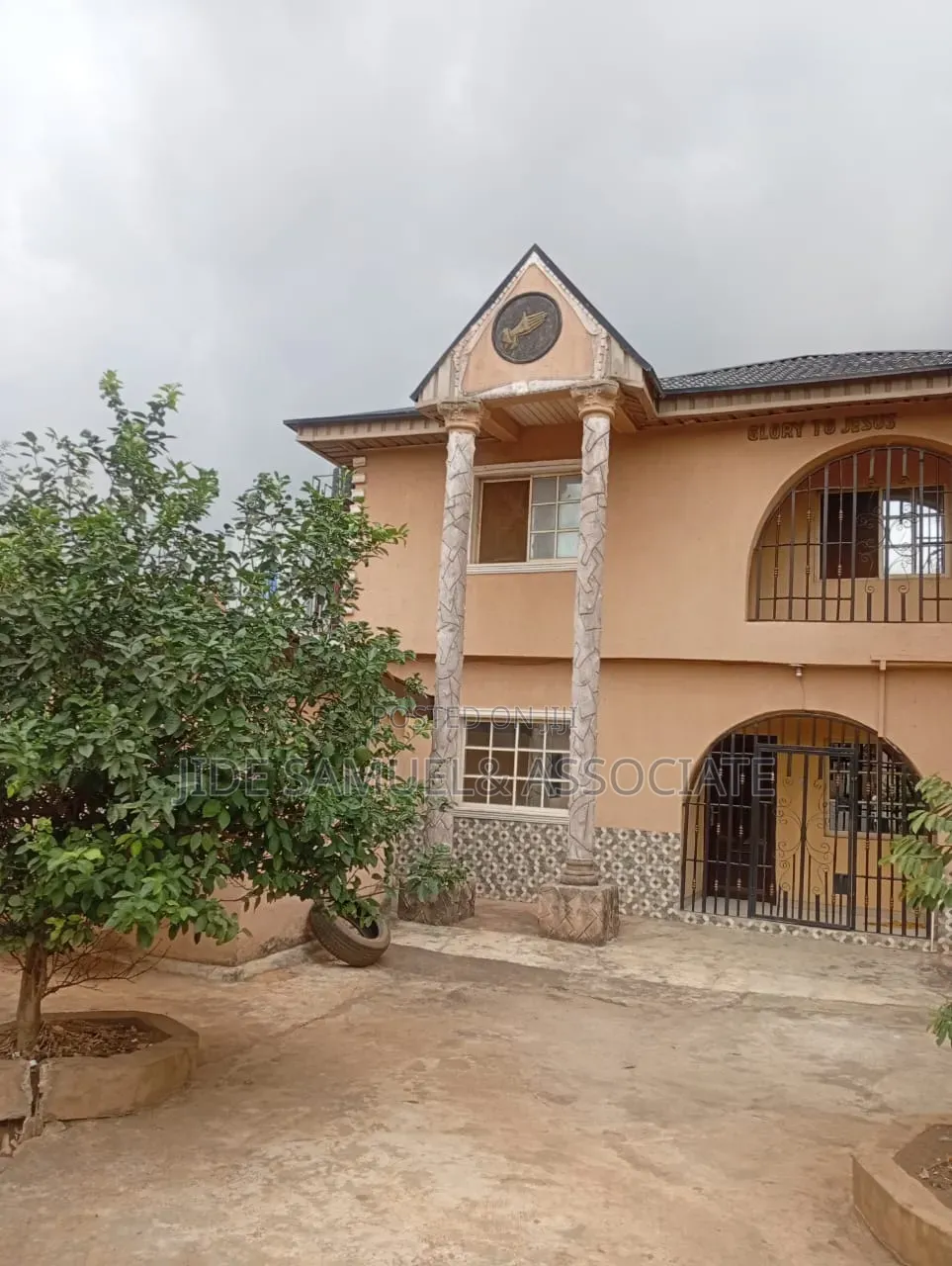 Furnished 5bdrm Duplex in Baruwa for sale