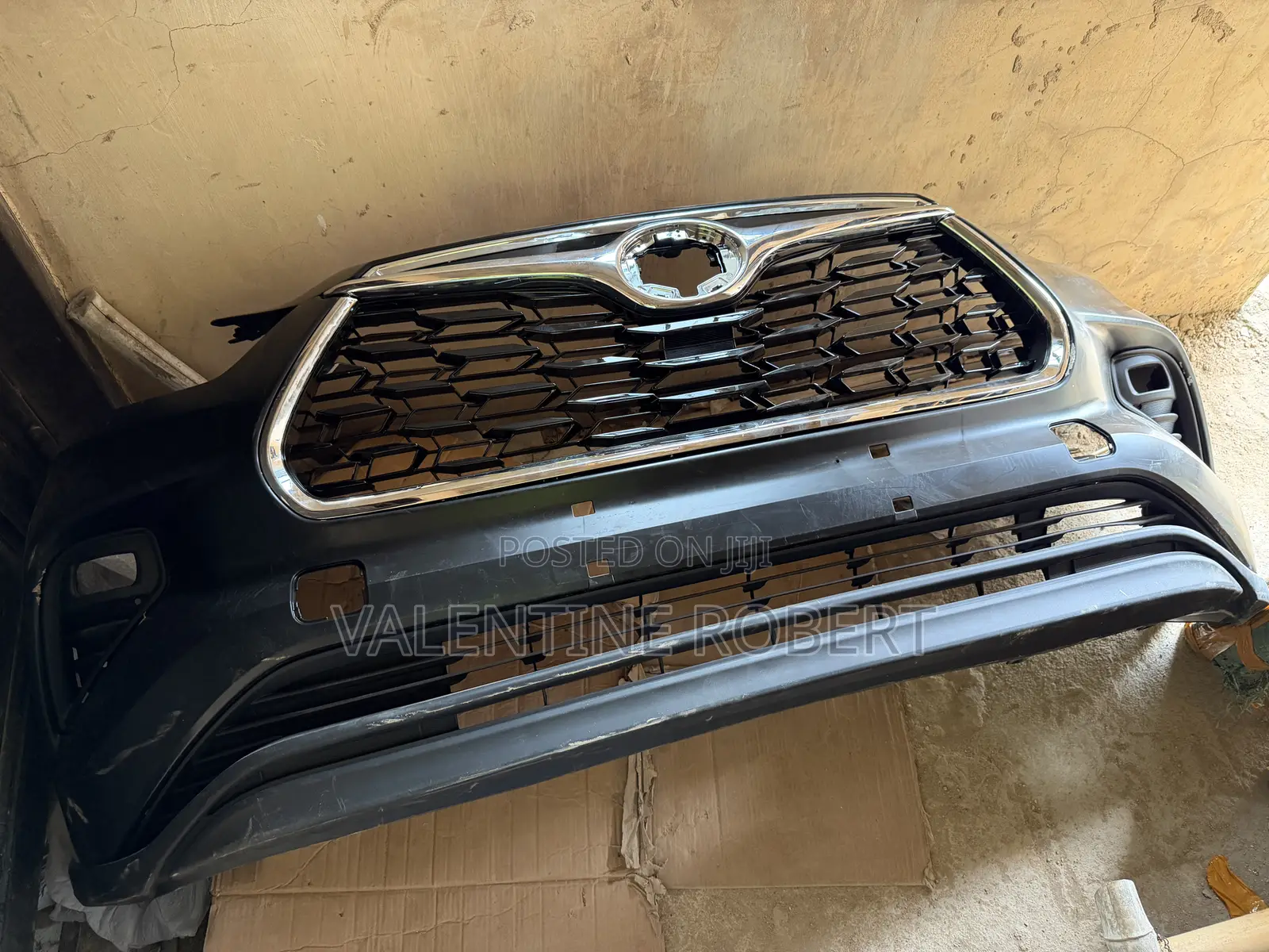 Complete Front Bumper Toyota Highlander 2020 Model