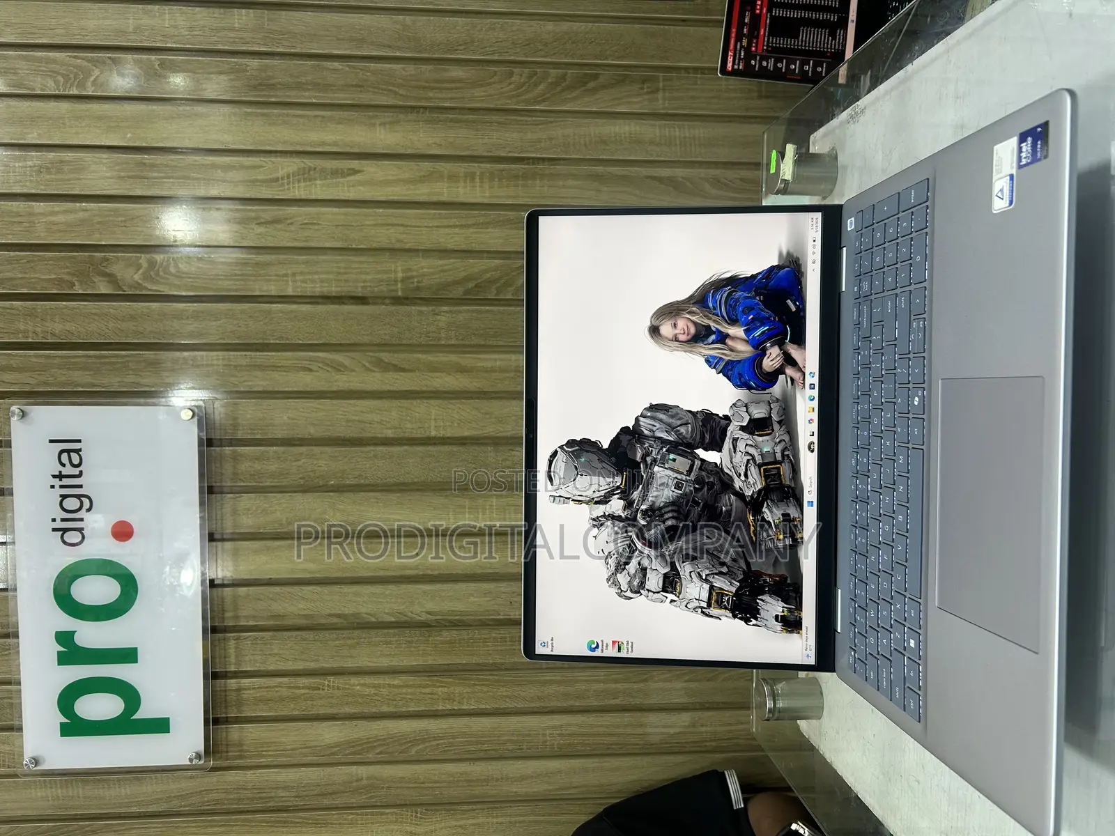 Laptop Dell 16 Premium 16GB Intel Core Ultra 7 SSD 1T
