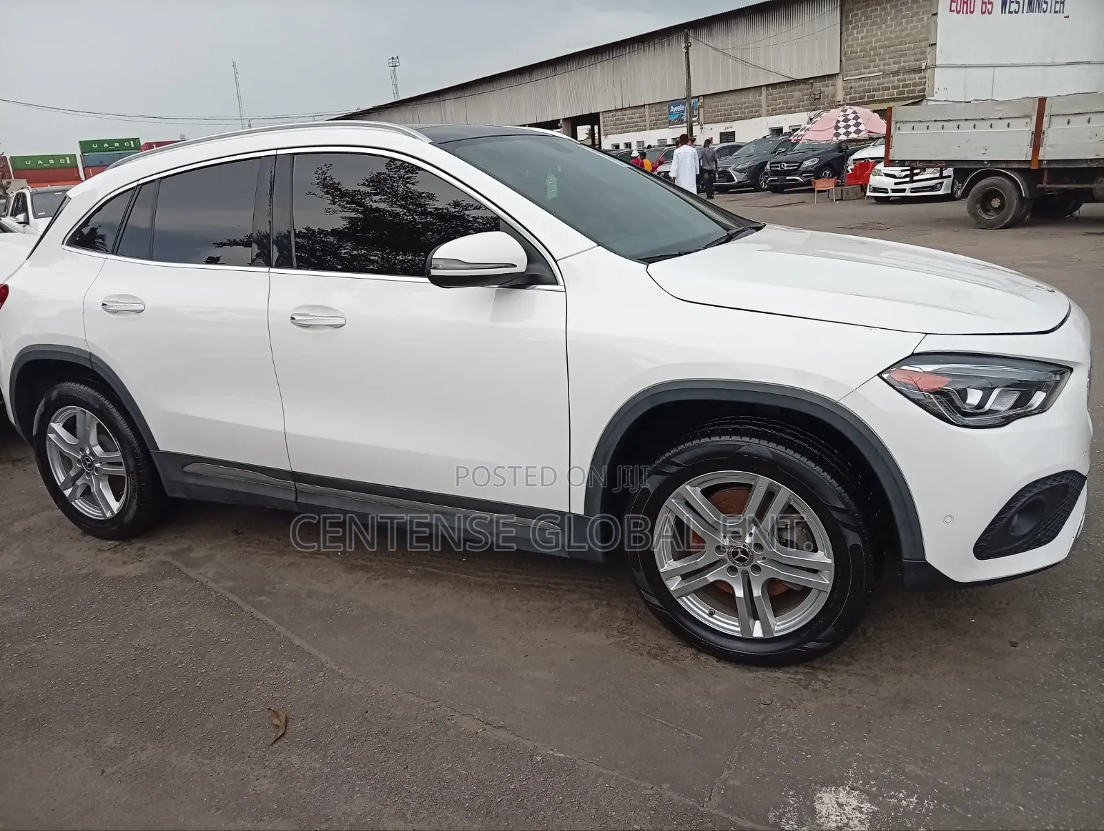 Mercedes-Benz GLA 250 2021 White