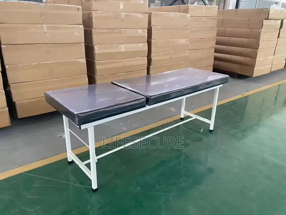 Adjustable Hospital Examination Bed/Couch