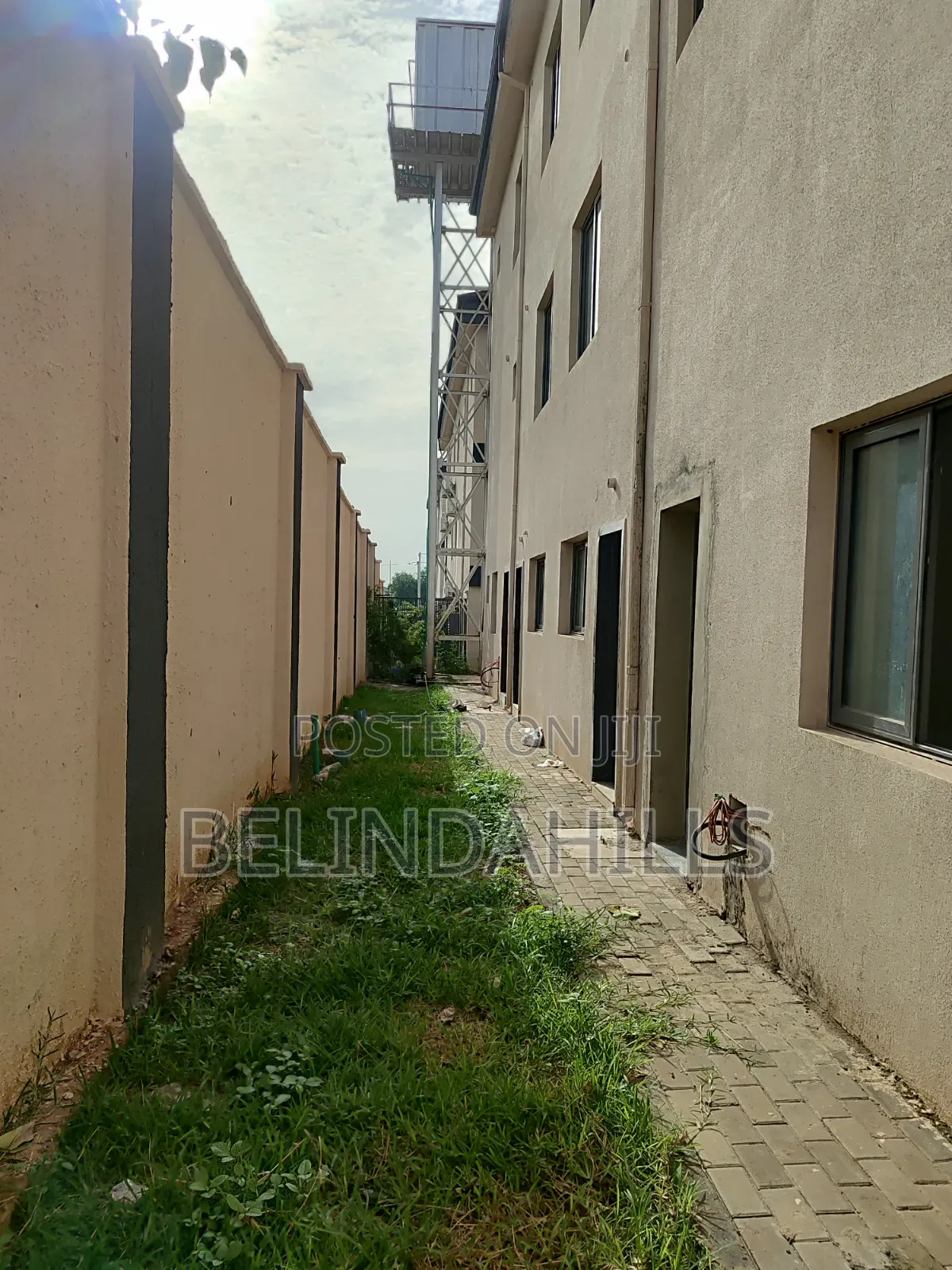 5bdrm Townhouse/Terrace in Katampe (Main) for sale