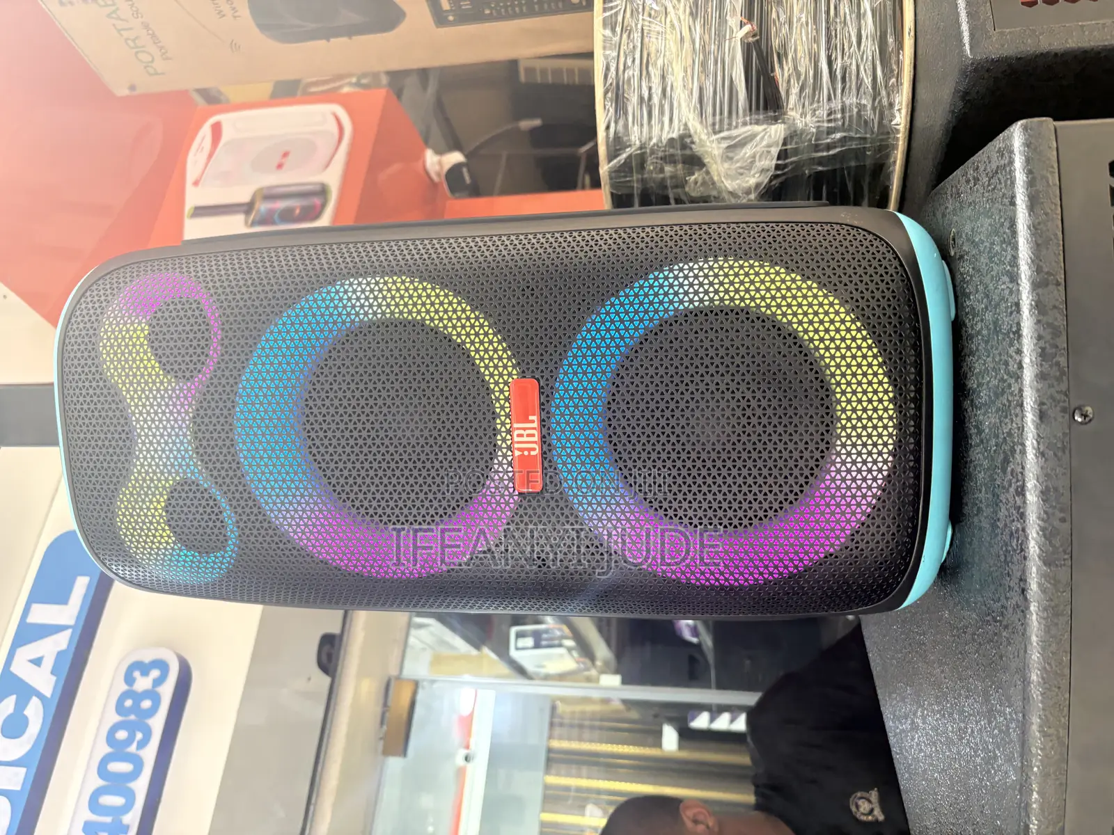 JBL Party Box310b Dubai Vacation