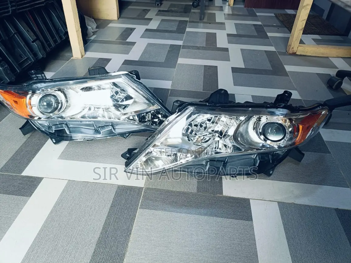 Headlight/Headlamp for Toyota Venza 2010 Brand New
