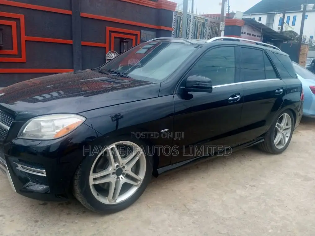 Mercedes-Benz M Class ML 550 4Matic 2012 Black