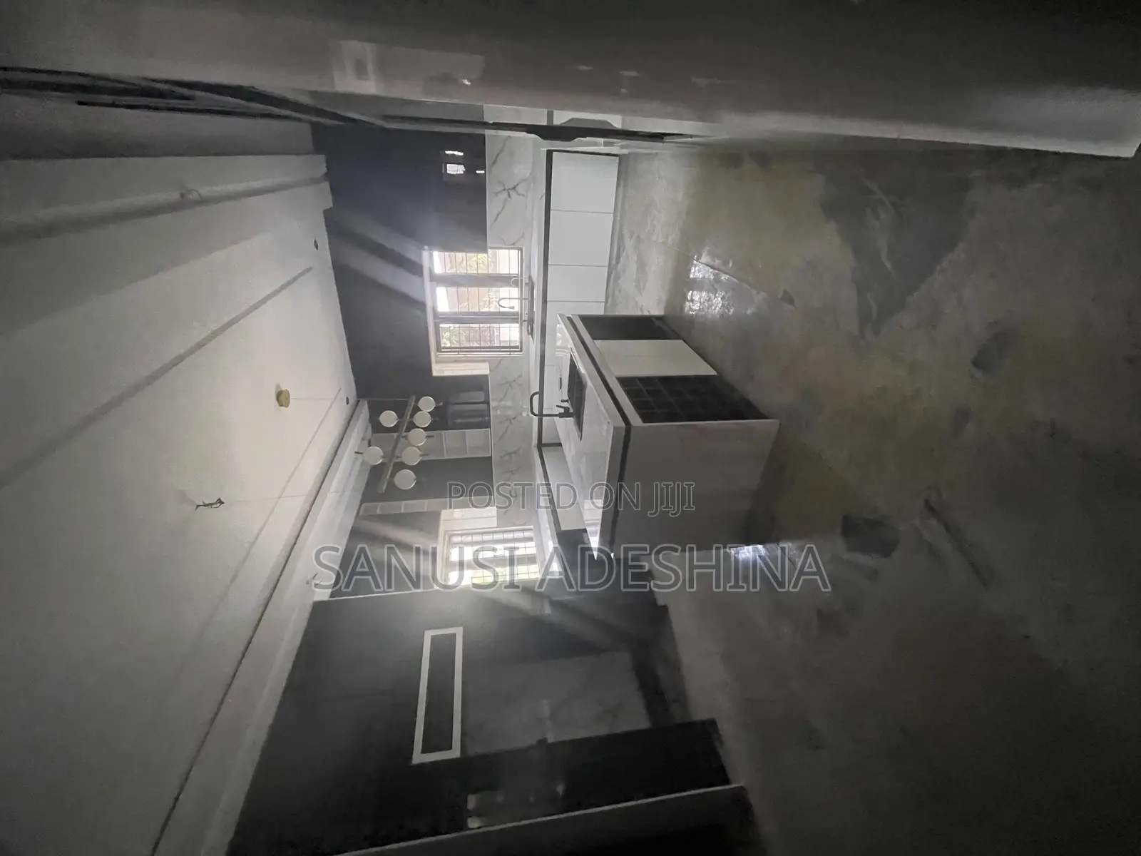 5bdrm Duplex in Gwarimpa Estate ,Fct, Gwarinpa for sale