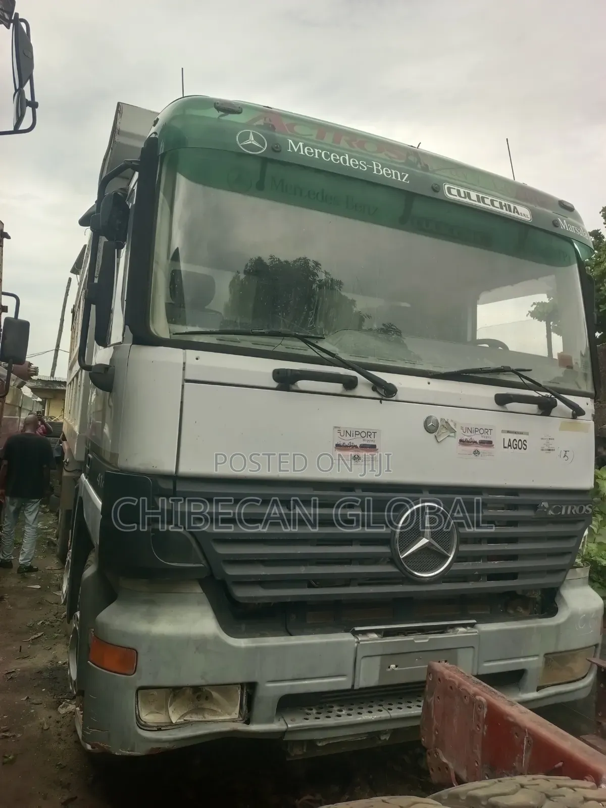 Benz 4143 Actros Tipper 12 Tyres (Foreign Used)