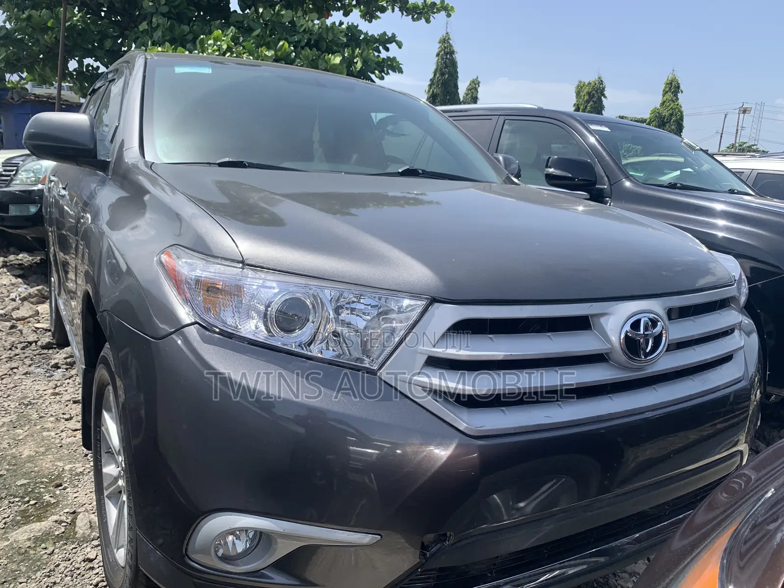 Toyota Highlander Limited 2012 Gray