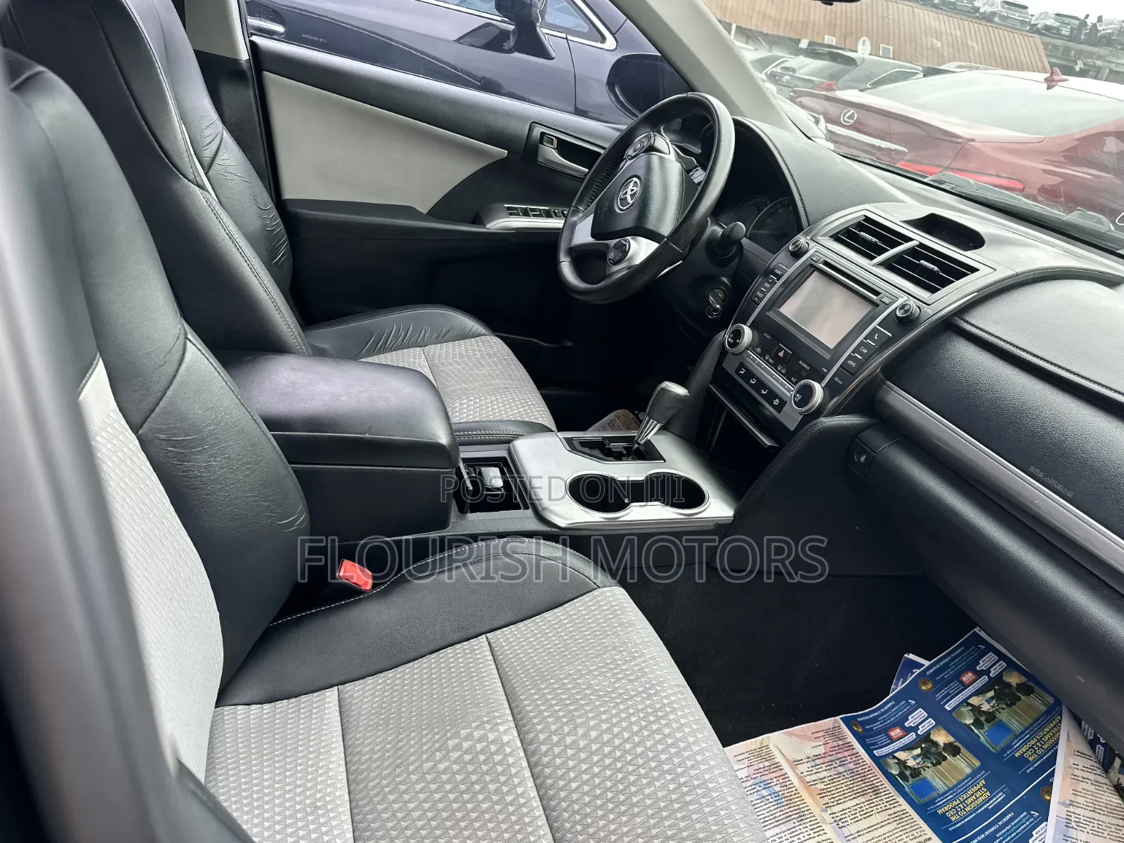 Toyota Camry SE 4dr Sedan (2.5L 4cyl 6A) 2013 Black
