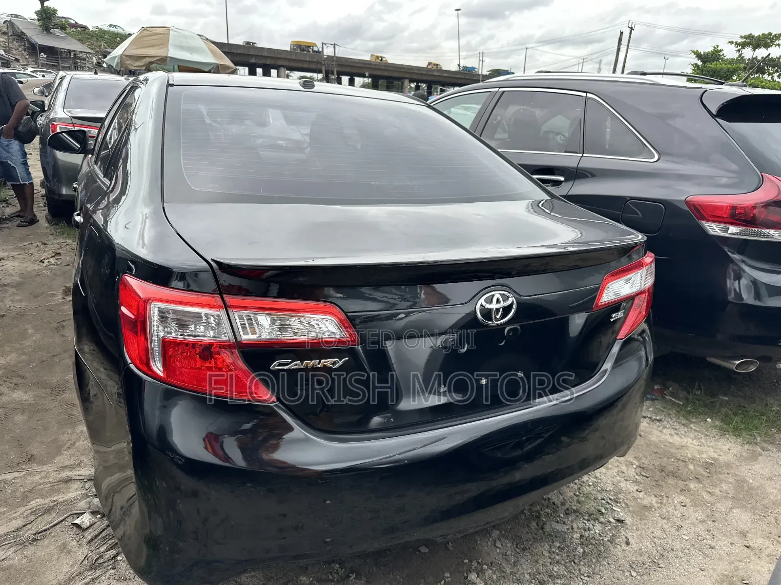 Toyota Camry SE 4dr Sedan (2.5L 4cyl 6A) 2013 Black