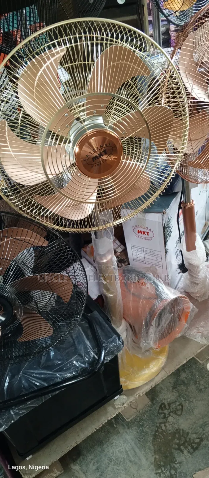 MKT 18" Dc Power Fan With Remote Control