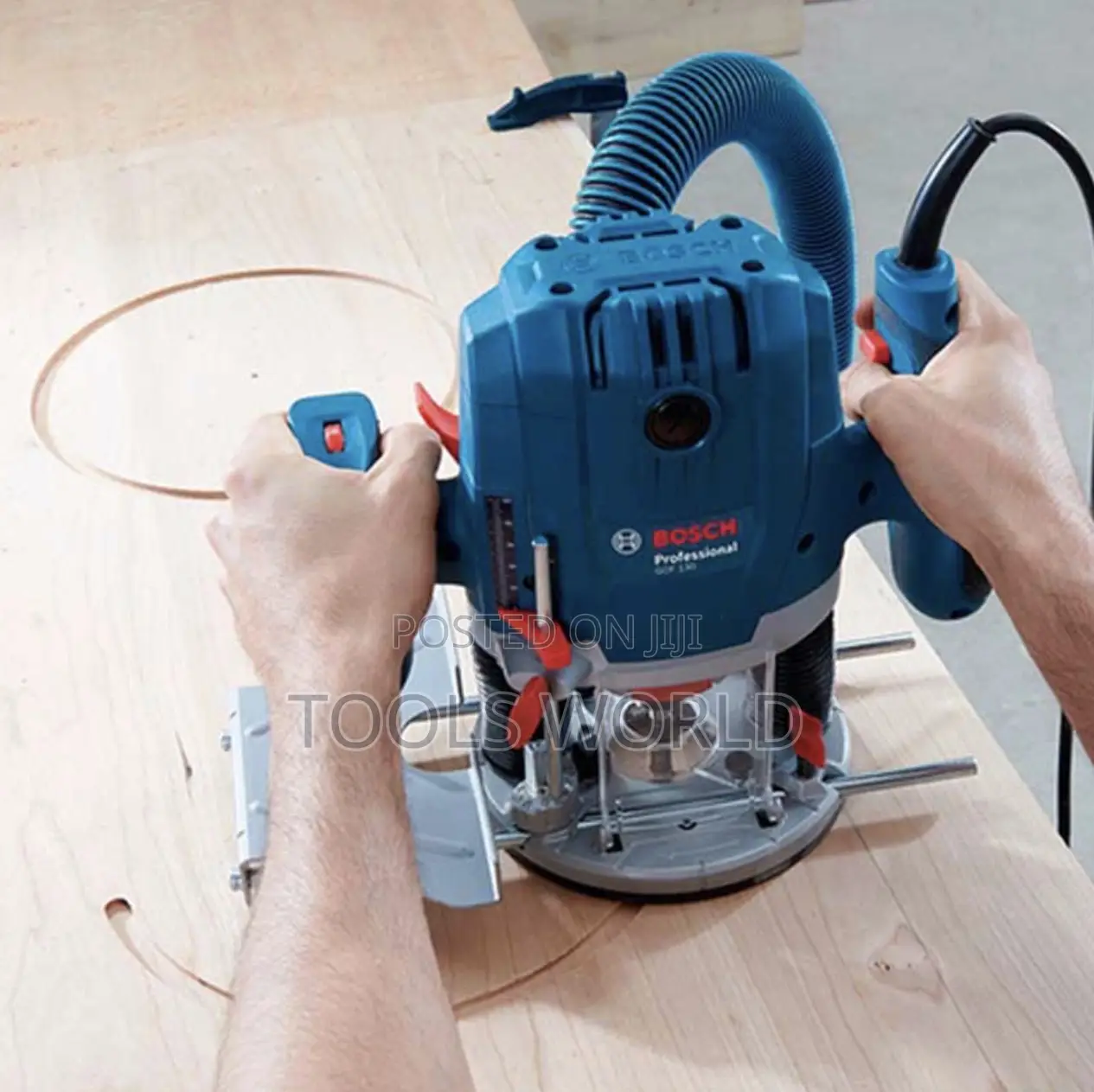 Bosch Gof 130 Professional 1300w 6.0-8.0mm Wood Plunge Router