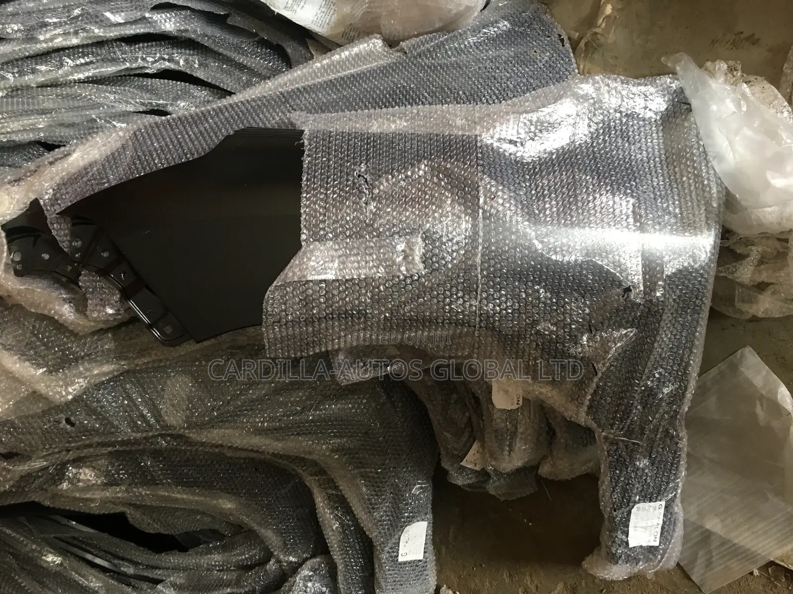 Fender Lexus Lx570 2018-2020