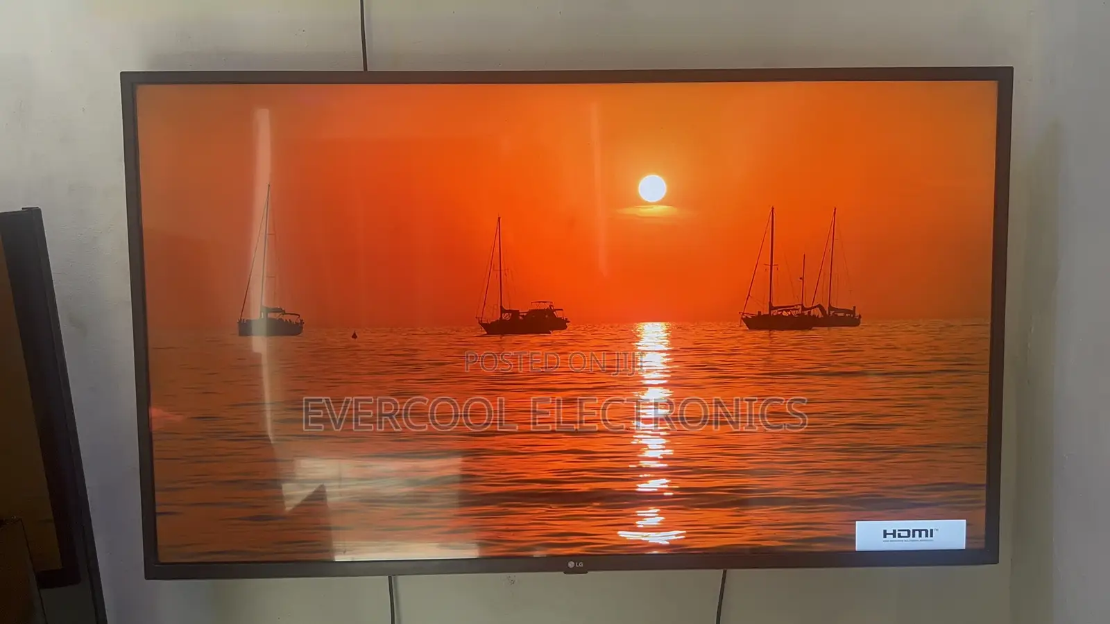 Premium 50” Lg Uhd Smart Tv With Thinq Ai