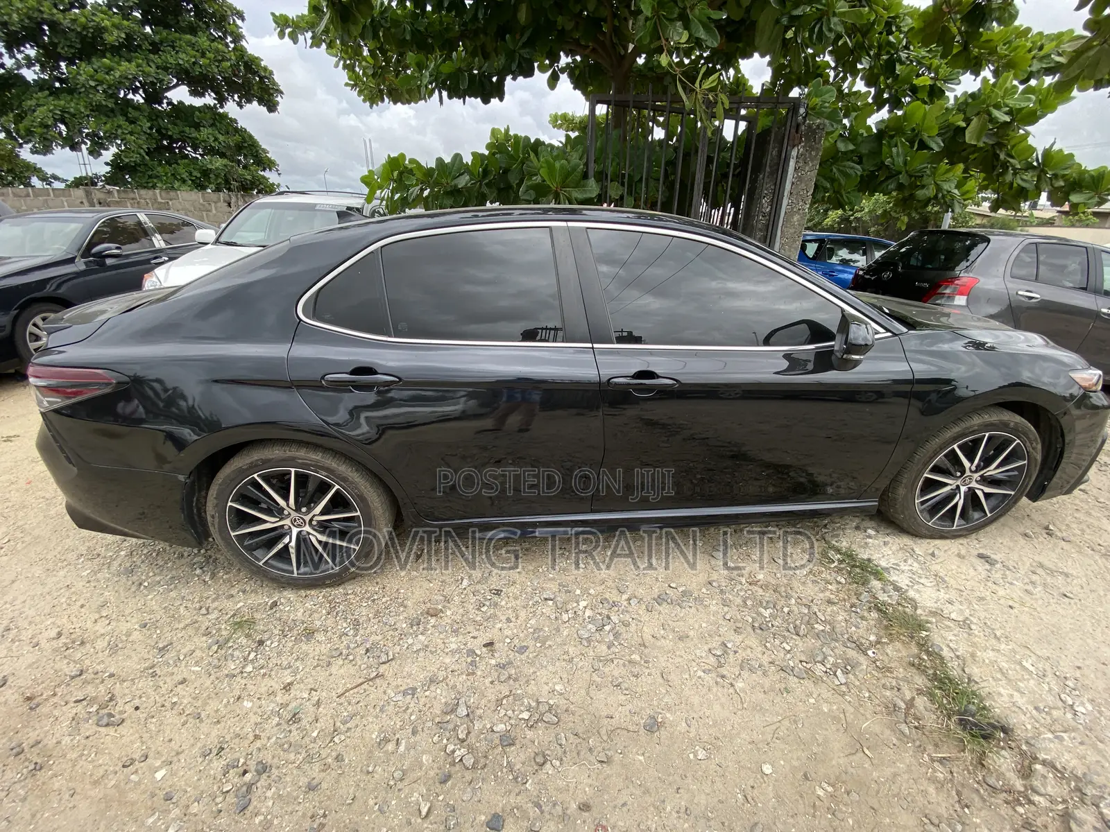 Toyota Camry SE 2023 Black