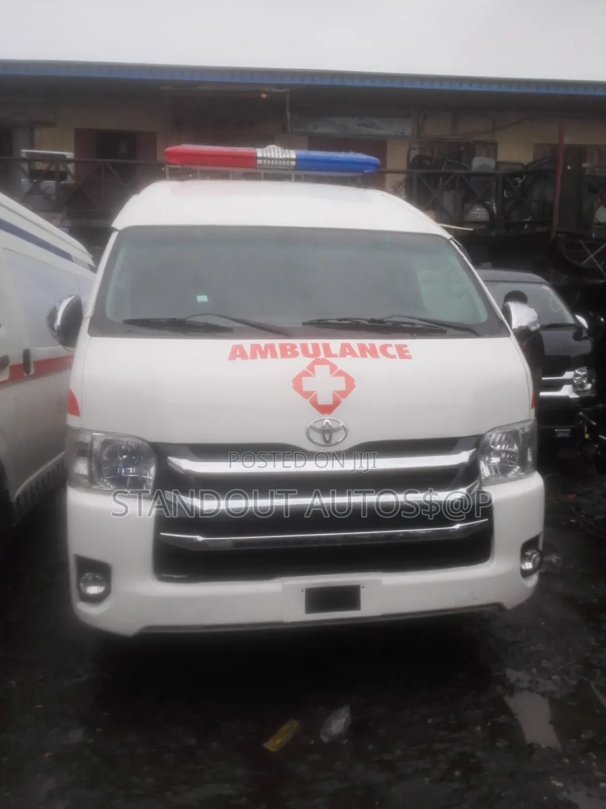 Toyota HiAce 2018 White