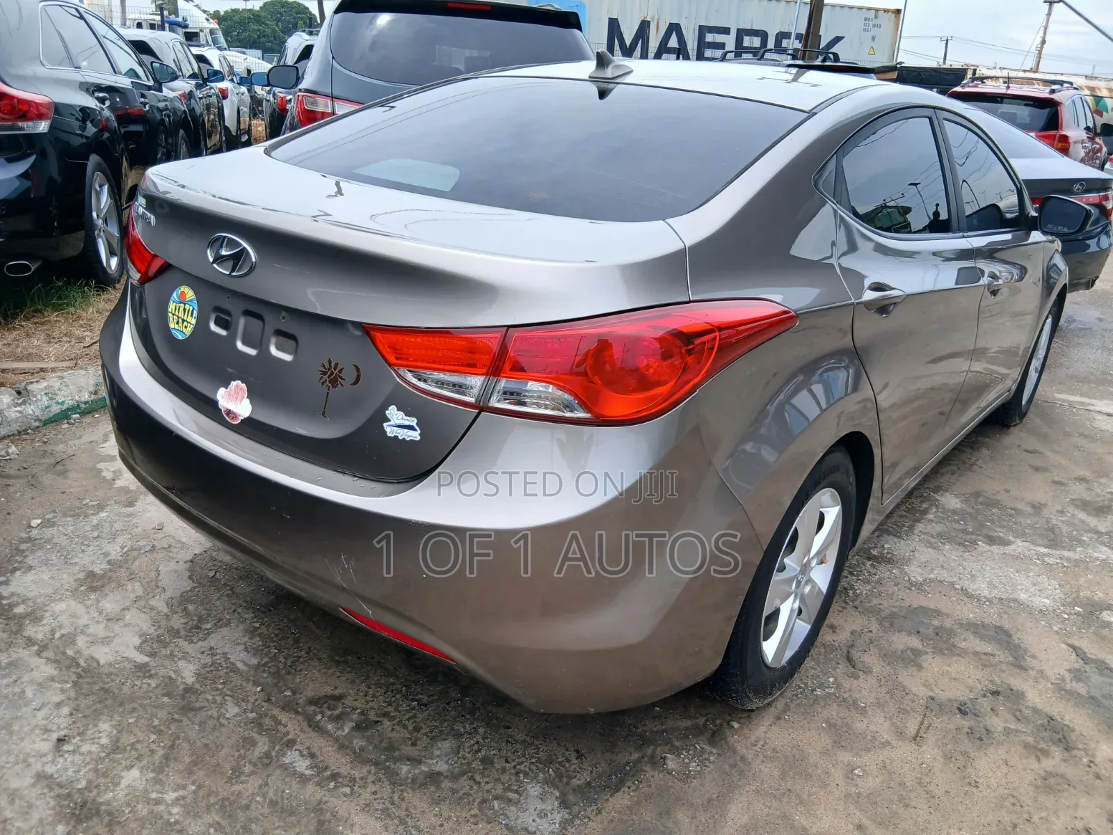 Hyundai Elantra Limited Sedan FWD (1.8L 4cyl 6A) 2013 Gray