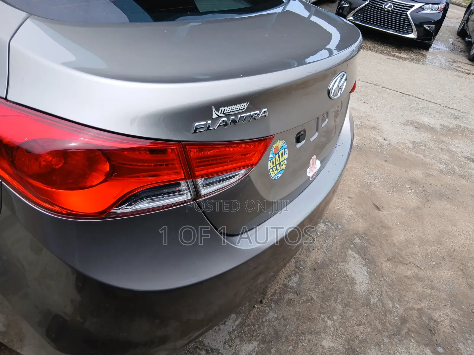 Hyundai Elantra Limited Sedan FWD (1.8L 4cyl 6A) 2013 Gray