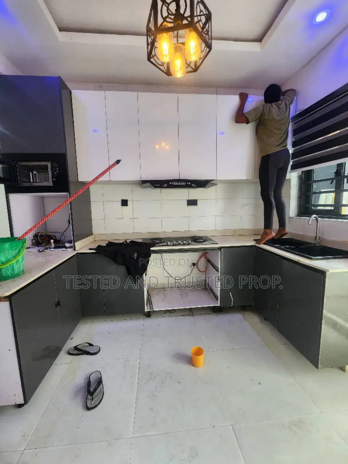 2bdrm Apartment in Chisco Ikate Lekki for rent