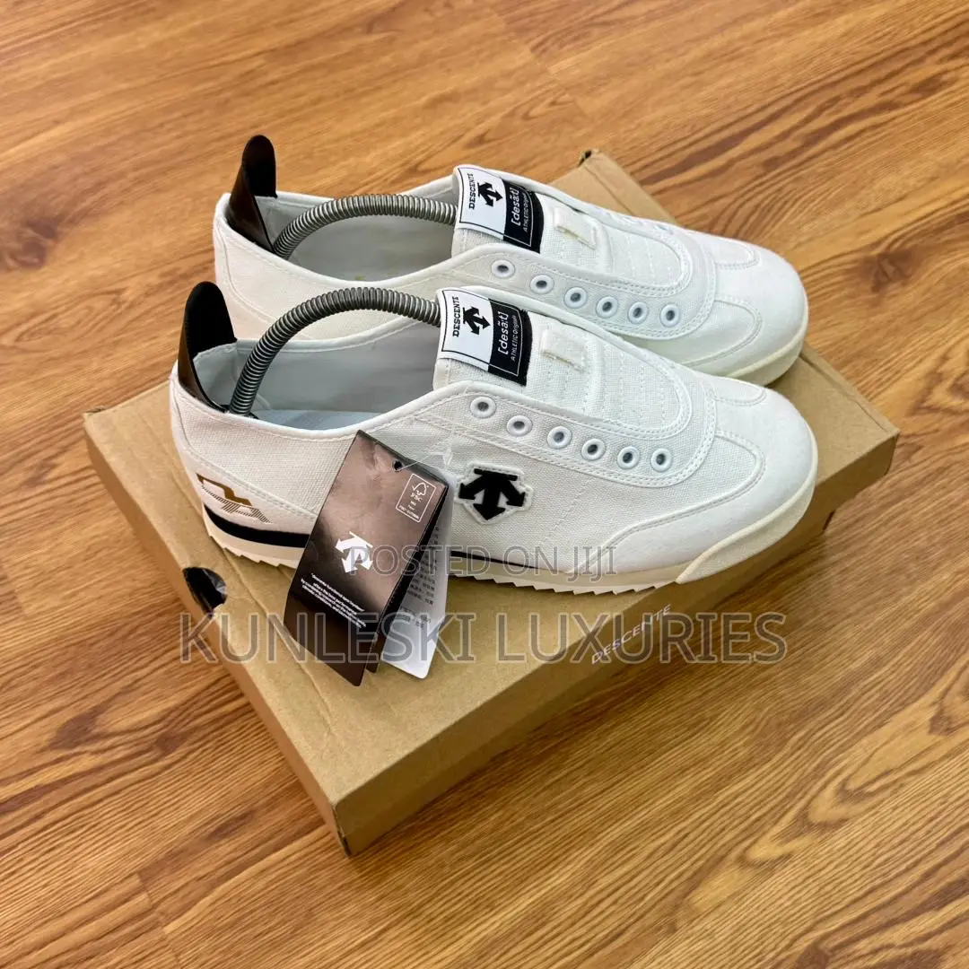 Original Descent Chron Tempo Slip-on Sneakers