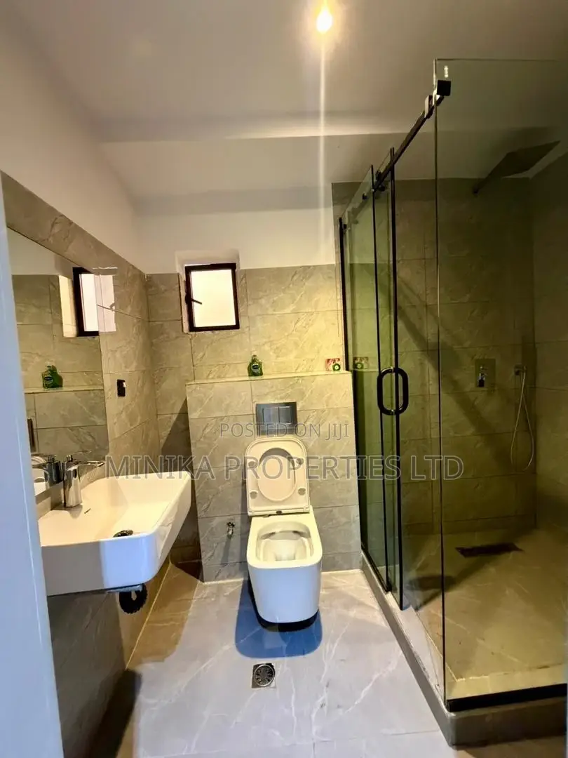 Clean 2 Bedroom Mansionate in Lekki Phase 1