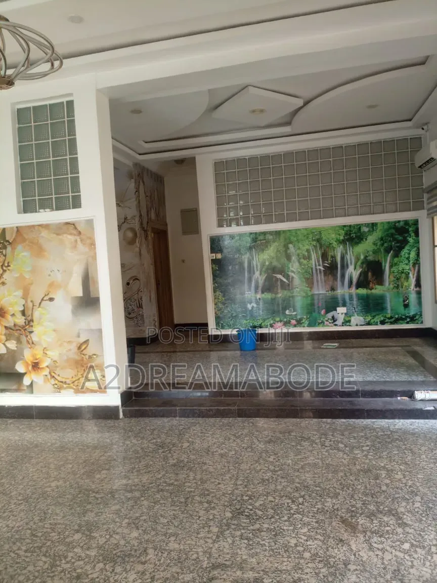 4bdrm Duplex in Magodo Phase 2 for rent