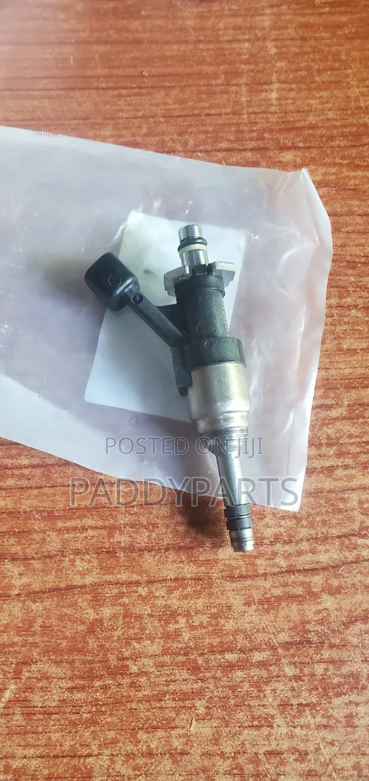 GMC Yukon 6.2 V8 Fuel Injector Nozzle