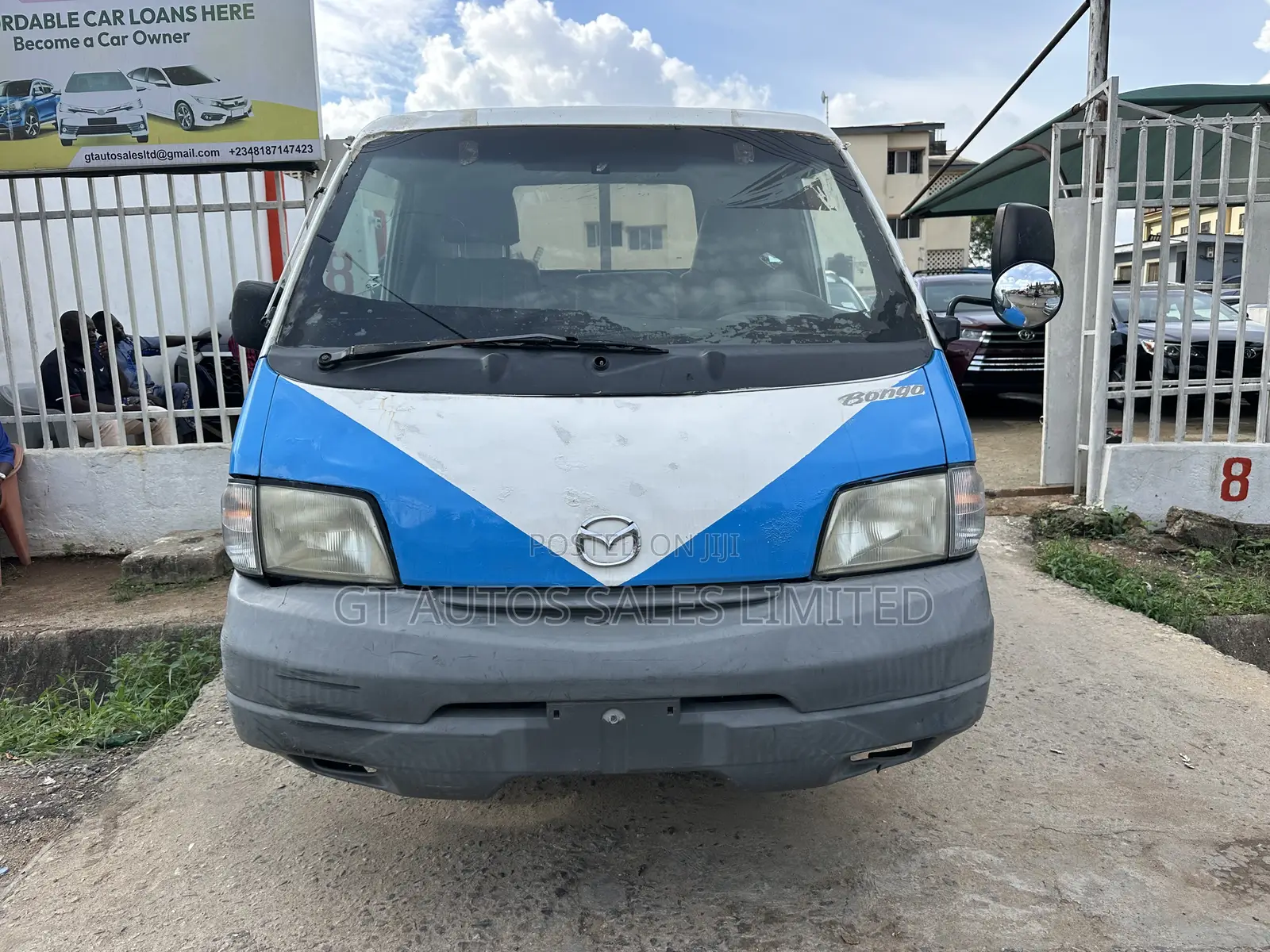Mazda Bongo 2000 Model