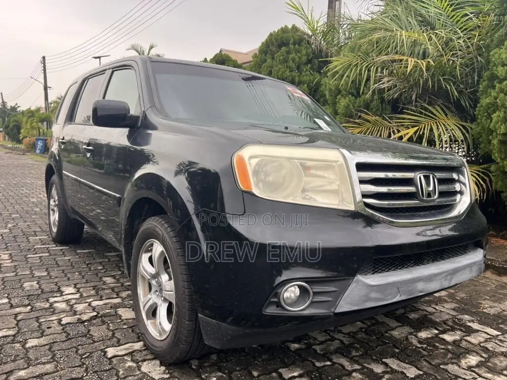 Honda Pilot LX 4dr SUV (3.5L 6cyl 5A) 2012 Black