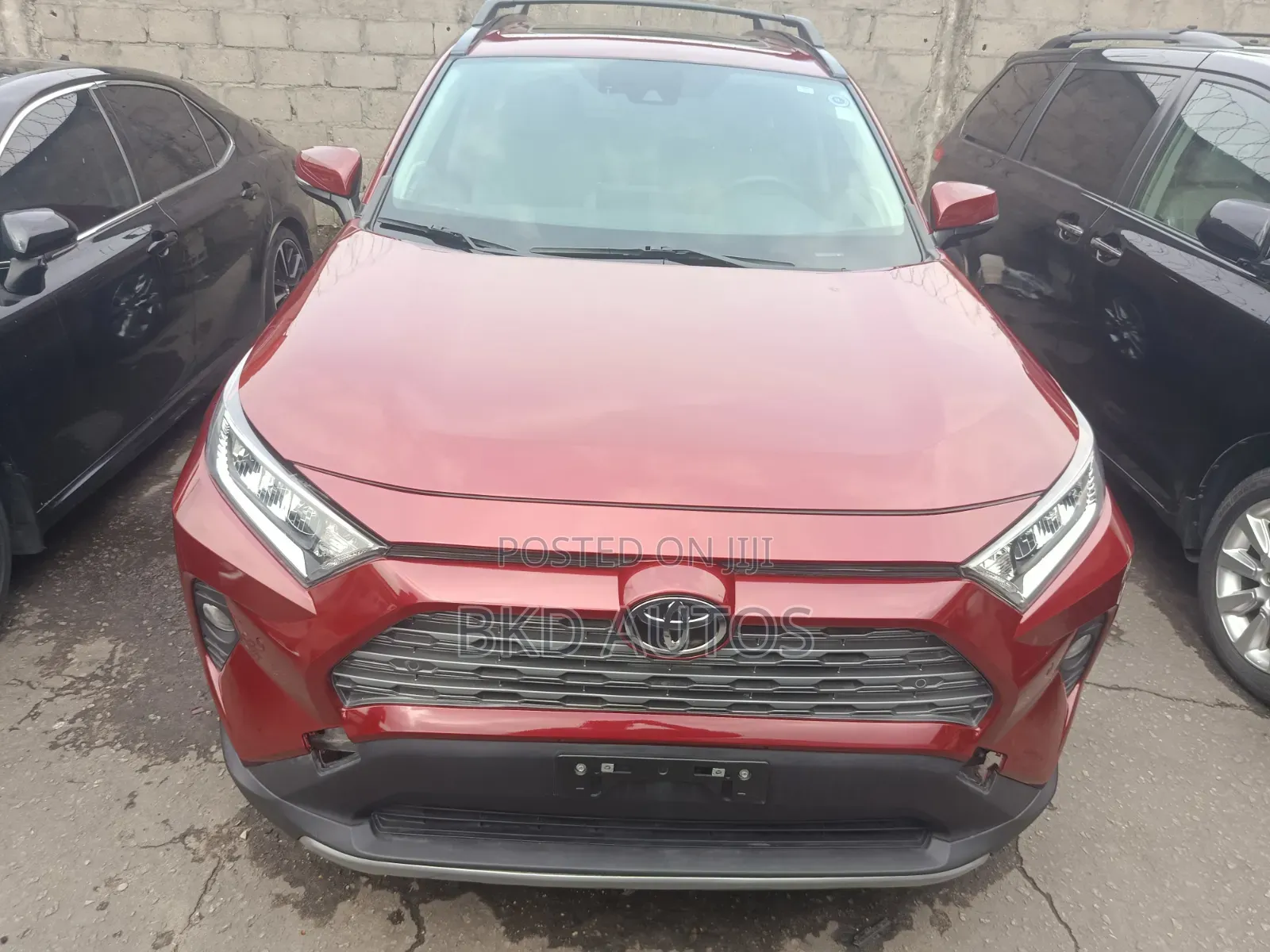 Toyota RAV4 Limited AWD 2020 Red
