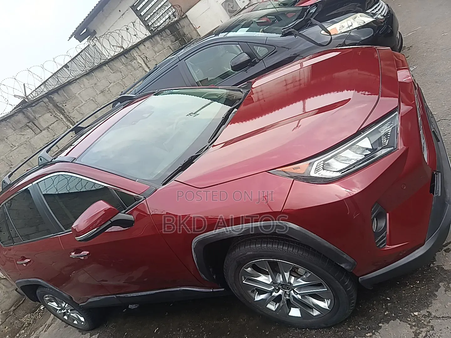 Toyota RAV4 Limited AWD 2020 Red
